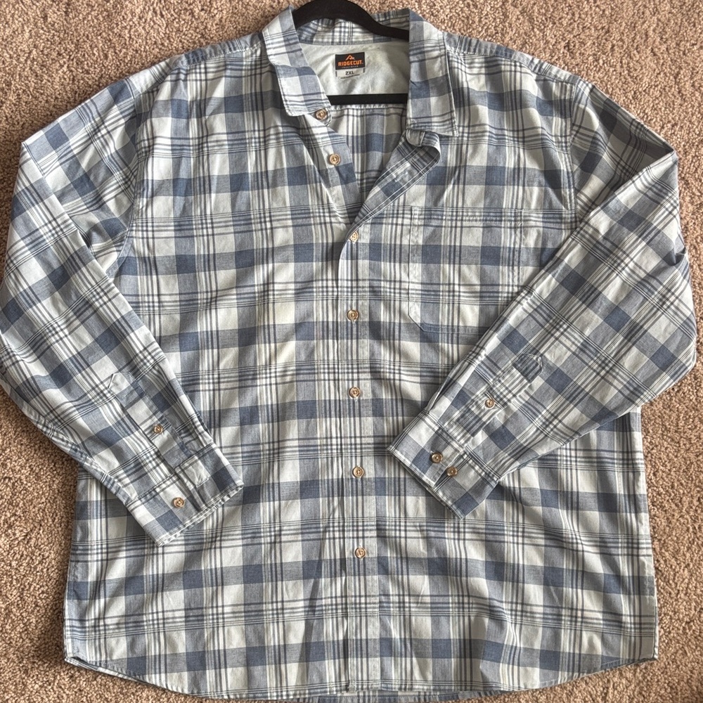 Croft & Barrow Blue Plaid Long-Sleeve Button-Down Shirt